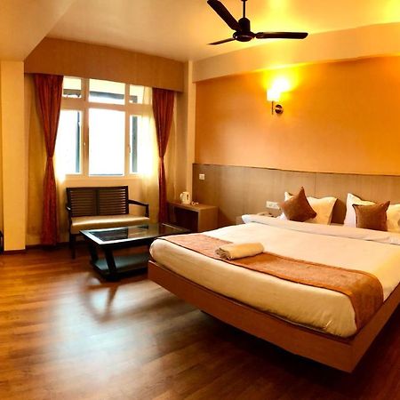 Orange Homestay 실롱 외부 사진