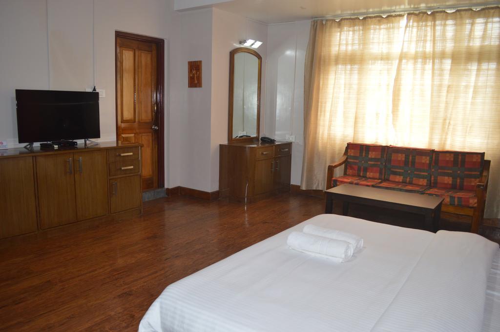 Orange Homestay 실롱 외부 사진