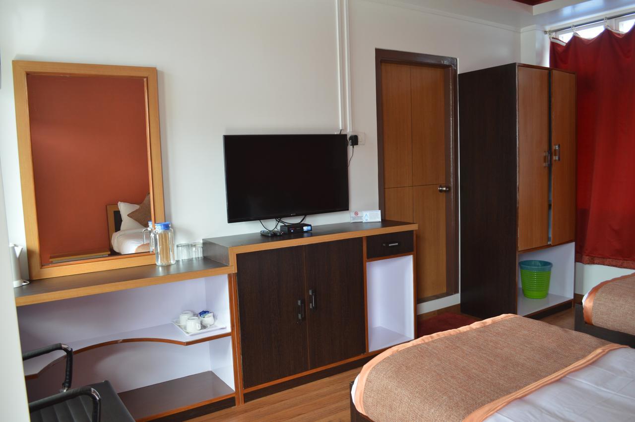 Orange Homestay 실롱 외부 사진