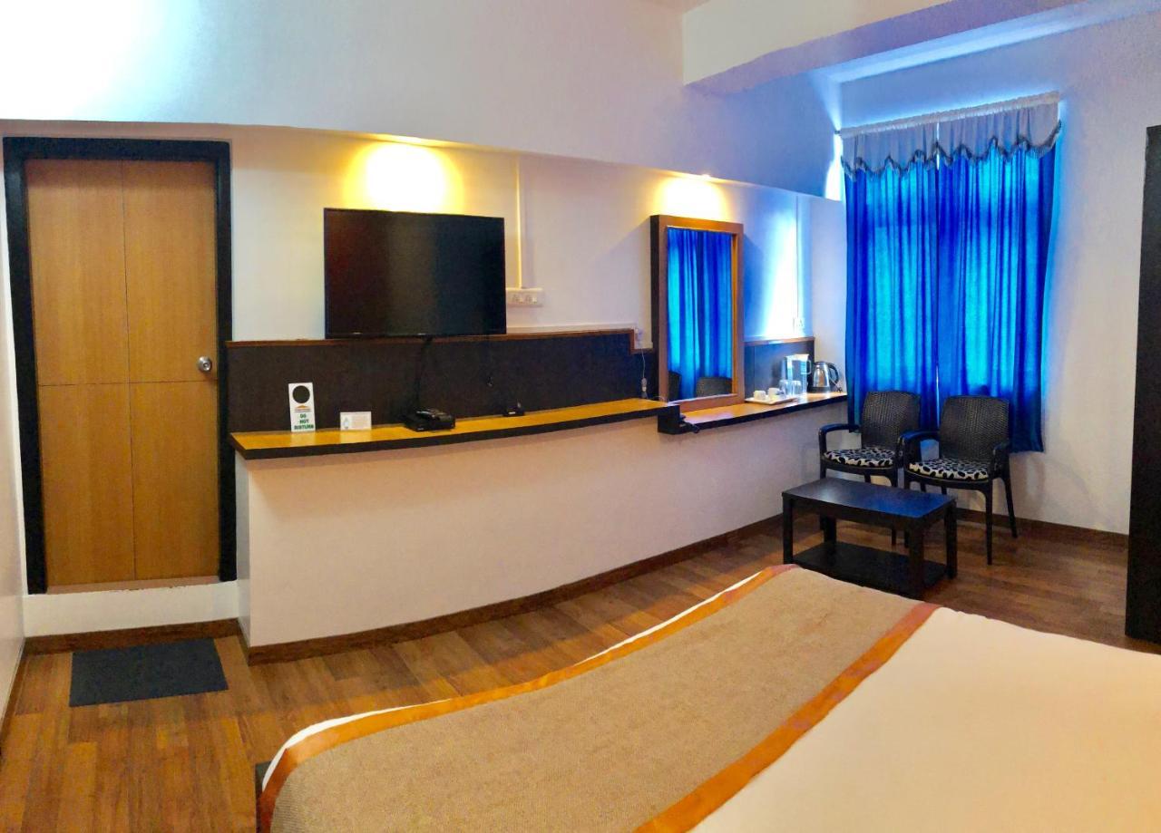 Orange Homestay 실롱 외부 사진
