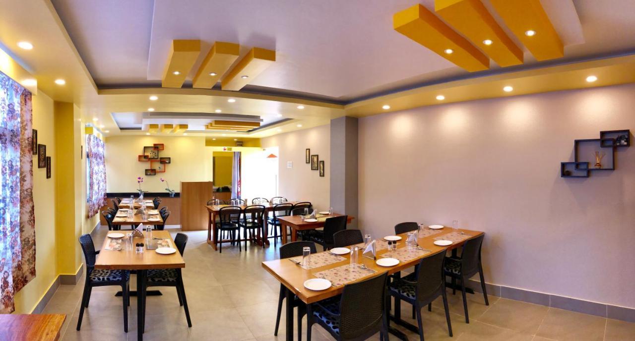Orange Homestay 실롱 외부 사진
