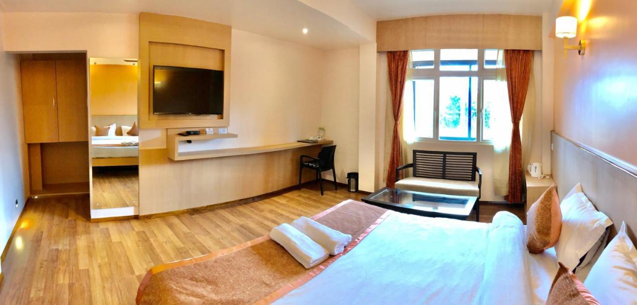 Orange Homestay 실롱 외부 사진